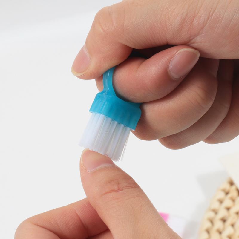 Z. Lot de 10 mini-brosses à on - Hair Care Zone avis et prix